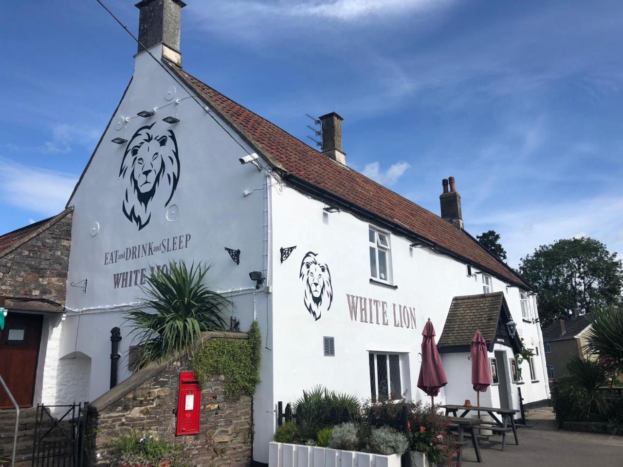 White Lion Hotel Pont Yates Esterno foto